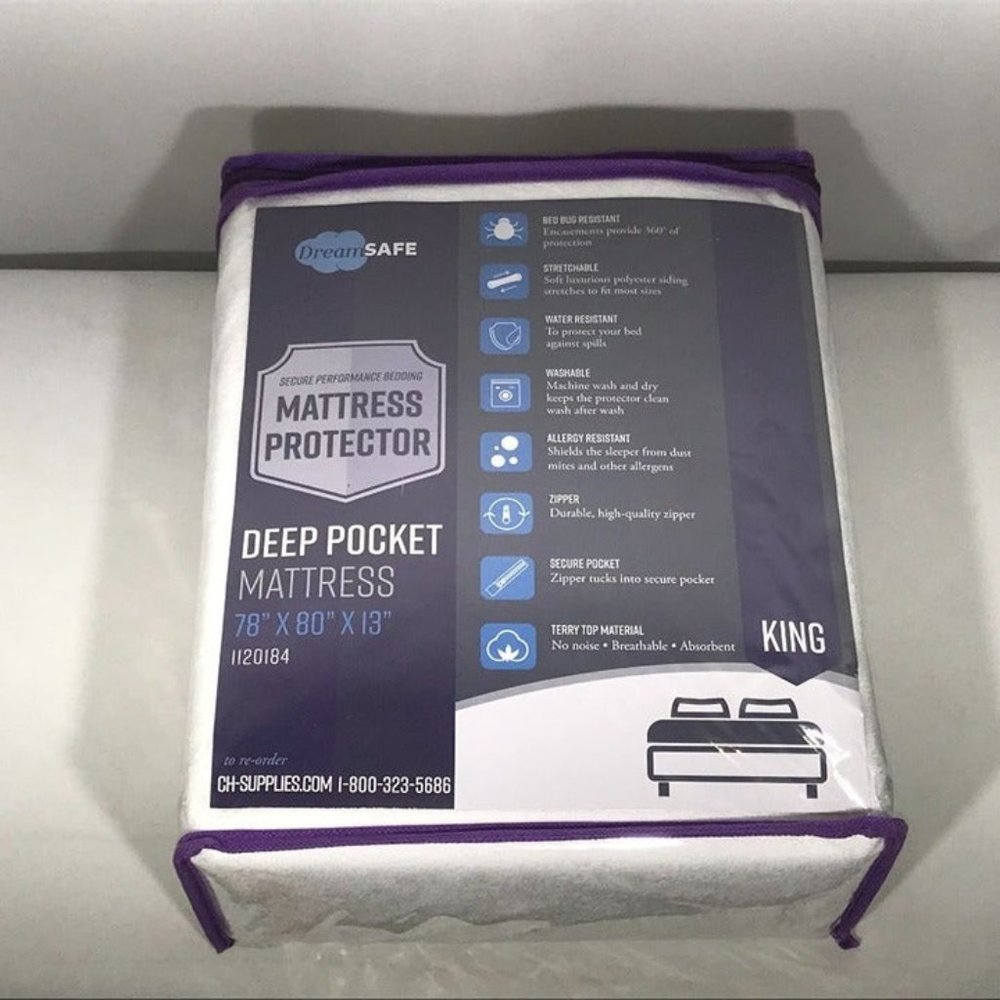 Dream Safe Mattress Protector with Zipper
